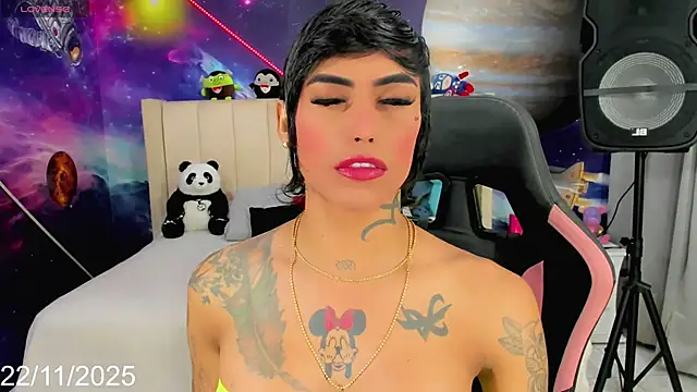 Nella Dolls online show from 22, 11, 2025