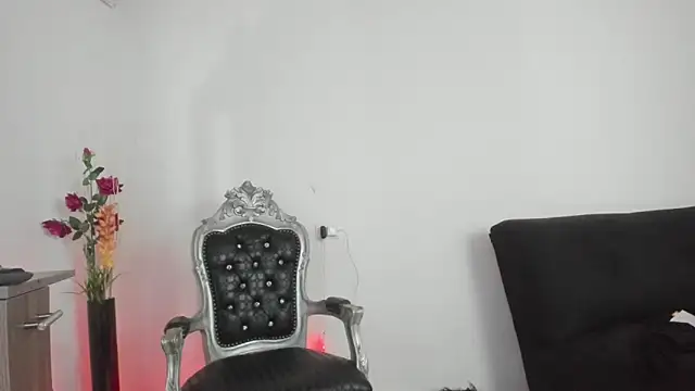 Snapshot of Hela_wet chatting on 2, 3, 2025 Hela wet online show from 2, 3, 2025