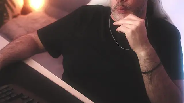 Snapshot of Sanders_White chatting on 3, 3, 2025 Sanders White online show from 3, 3, 2025