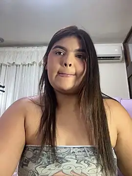 Snapshot of Lia_sexx chatting on 4, 10, 2025 Lia sexx online show from 4, 10, 2025
