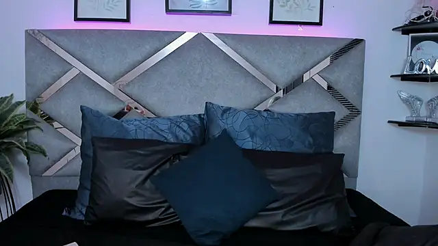 Keidy rose online show from 10, 11, 2025