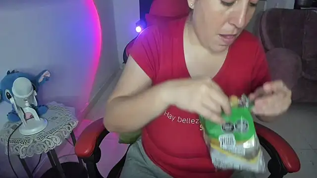 valery adams1 online show from 18, 1, 2025