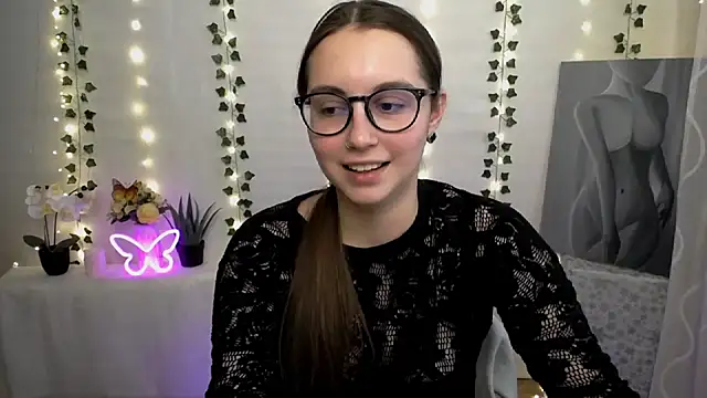 SweetPrincess  online show from 21, 2, 2025