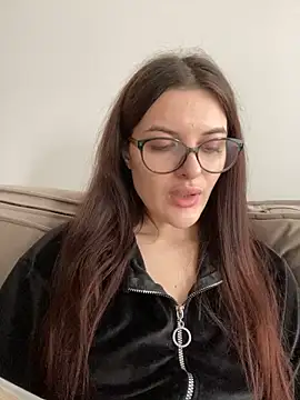 Snapshot of little_belucci chatting on 29, 1, 2025 little belucci online show from 29, 1, 2025