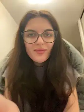 Snapshot of little_belucci chatting on 6, 2, 2025 little belucci online show from 6, 2, 2025