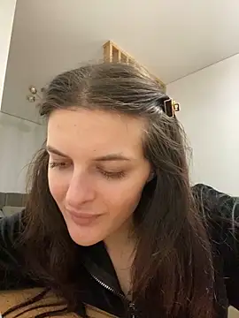 Snapshot of little_belucci chatting on 10, 2, 2025 little belucci online show from 10, 2, 2025