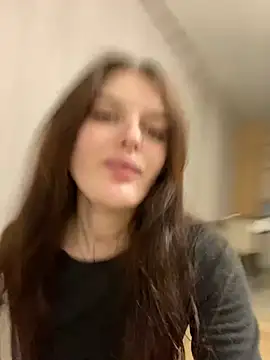 Snapshot of little_belucci chatting on 17, 3, 2025 little belucci online show from 17, 3, 2025