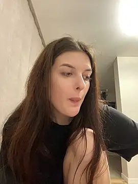 Snapshot of little_belucci chatting on 22, 3, 2025 little belucci online show from 22, 3, 2025