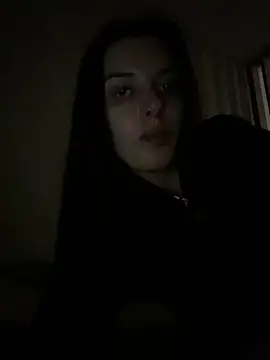 Snapshot of little_belucci chatting on 15, 11, 2025 little belucci online show from 15, 11, 2025