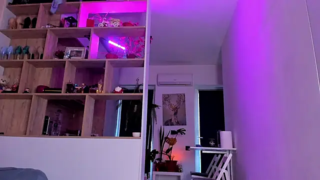  alleyesonme  online show from 23, 9, 2025