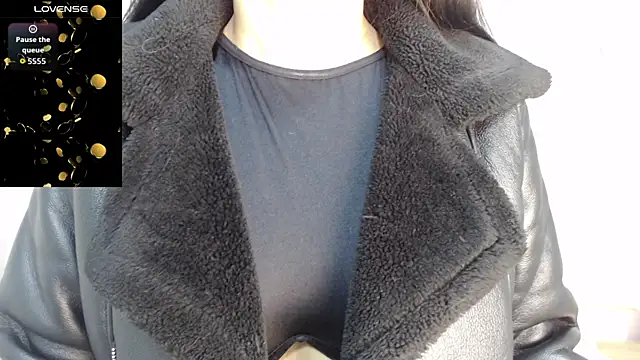 Snapshot of amy_le01 chatting on 31, 7, 2026 amy le01 online show from 31, 7, 2026