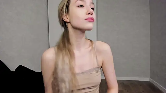 Snapshot of mary_shiota chatting on 23, 10, 2025 mary shiota online show from 23, 10, 2025