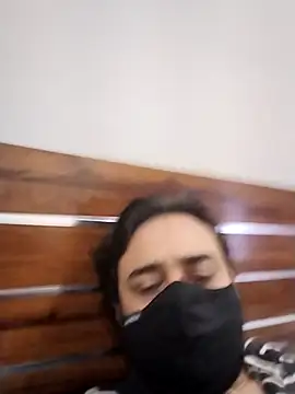 Snapshot of sunnyrockindia chatting on 16, 11, 2025 sunnyrockindia online show from 16, 11, 2025