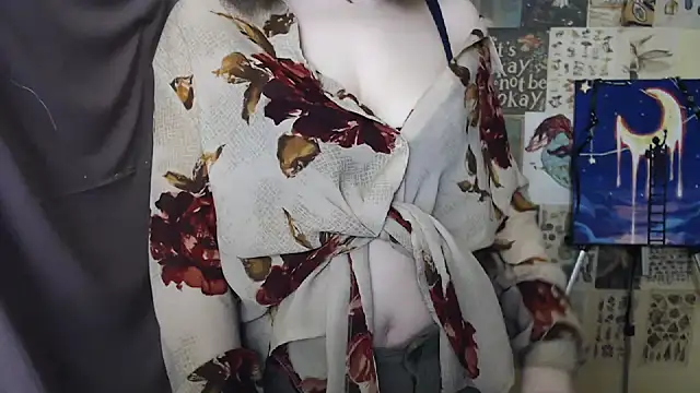 VeryVeryVeryShy  online show from 6, 3, 2025