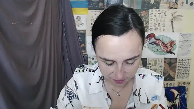 VeryVeryVeryShy  online show from 11, 9, 2025