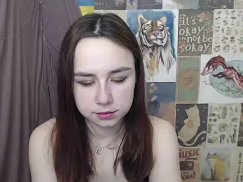 Snapshot of VeryVeryVeryShy_ chatting on 3, 2, 2026 VeryVeryVeryShy online show from 3, 2, 2026