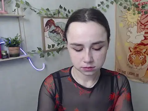 Snapshot of VeryVeryVeryShy_ chatting on 23, 4, 2026 VeryVeryVeryShy online show from 23, 4, 2026