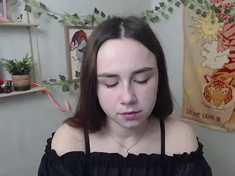 Snapshot of VeryVeryVeryShy_ chatting on 29, 4, 2026 VeryVeryVeryShy online show from 29, 4, 2026