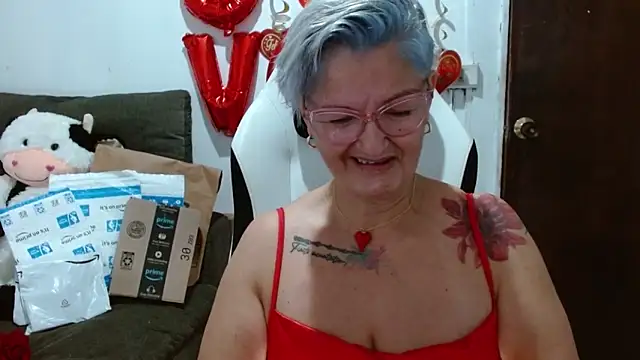 bety-cum2 online show from 14, 2, 2026