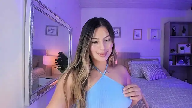 Snapshot of little_antonela chatting on 12, 3, 2025 little antonela online show from 12, 3, 2025