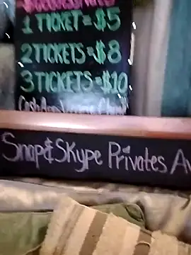 Snapshot of goddessnathalie1 chatting on 22, 1, 2025 goddessnathalie1 online show from 22, 1, 2025