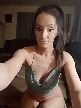 Snapshot of goddessnathalie1 chatting on 4, 2, 2025 goddessnathalie1 online show from 4, 2, 2025