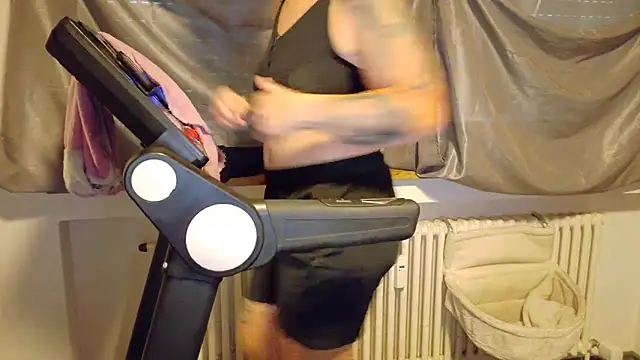 Snapshot of wetgerman_2 chatting on 24, 9, 2025 wetgerman 2 online show from 24, 9, 2025