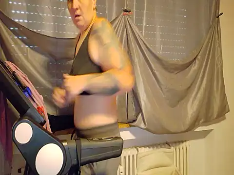 Snapshot of wetgerman_2 chatting on 25, 9, 2025 wetgerman 2 online show from 25, 9, 2025