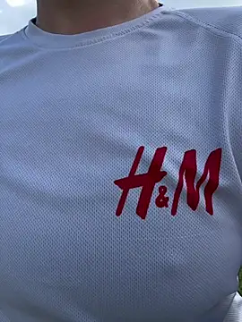 Snapshot of wetgerman_2 chatting on 1, 10, 2025 wetgerman 2 online show from 1, 10, 2025