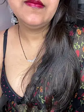 Zoya Varma004 online show from 28, 3, 2026