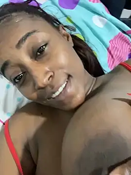 Snapshot of Brunna-Brownn chatting on 15, 12, 2024 Brunna-Brownn online show from 15, 12, 2024