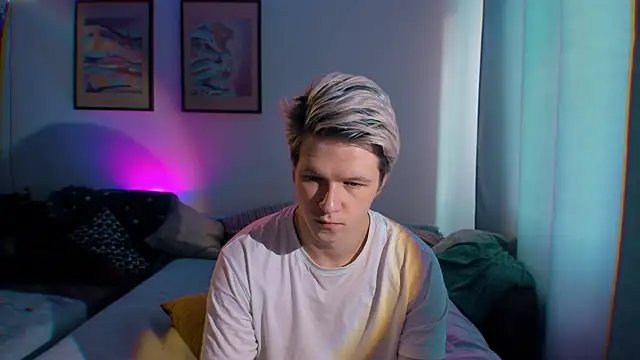 Snapshot of Breston_Sweet chatting on 17, 9, 2025 Breston Sweet online show from 17, 9, 2025