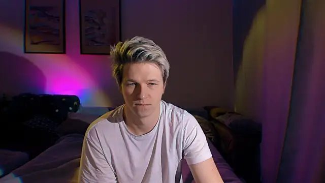 Snapshot of Breston_Sweet chatting on 23, 9, 2025 Breston Sweet online show from 23, 9, 2025