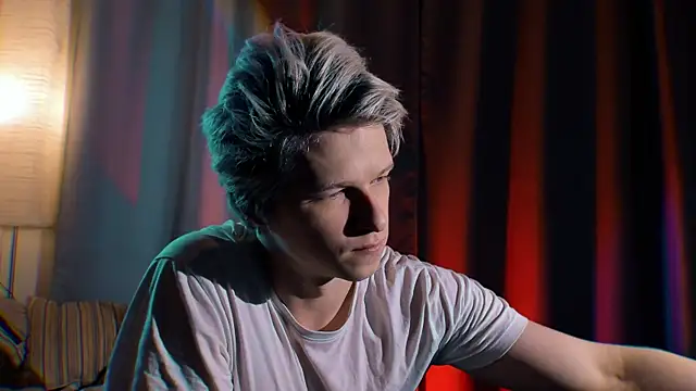 Snapshot of Breston_Sweet chatting on 26, 9, 2025 Breston Sweet online show from 26, 9, 2025