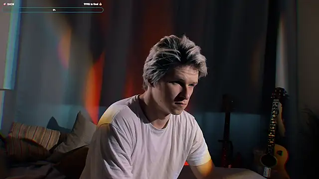 Snapshot of Breston_Sweet chatting on 4, 10, 2025 Breston Sweet online show from 4, 10, 2025