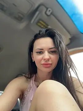 Snapshot of PrincessaHill_ chatting on 4, 6, 2026 PrincessaHill online show from 4, 6, 2026