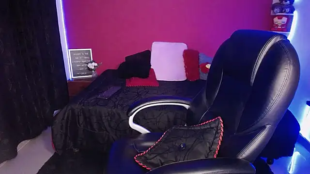 lulubigtitts1 online show from 14, 12, 2024