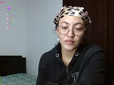 Olivia Bright online show from 18, 5, 2026