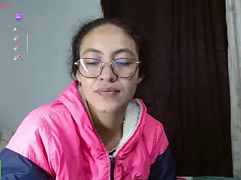 Snapshot of Olivia_Bright chatting on 11, 6, 2026 Olivia Bright online show from 11, 6, 2026