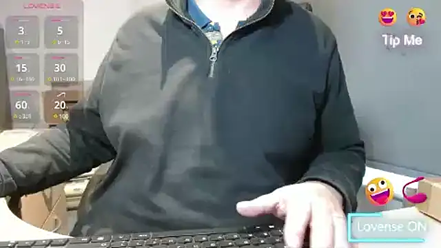 Snapshot of bigbadjon69 chatting on 13, 2, 2025 bigbadjon69 online show from 13, 2, 2025