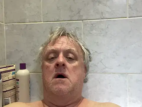 Snapshot of bigbadjon69 chatting on 22, 3, 2025 bigbadjon69 online show from 22, 3, 2025