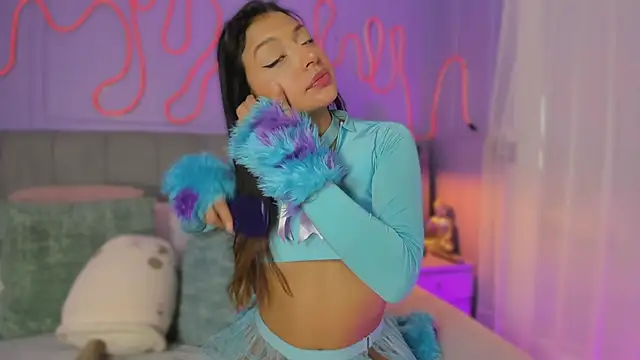 Sofly s online show from 17, 10, 2025