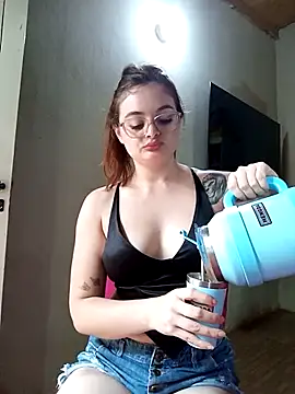 Emmacut online show from 15, 11, 2025