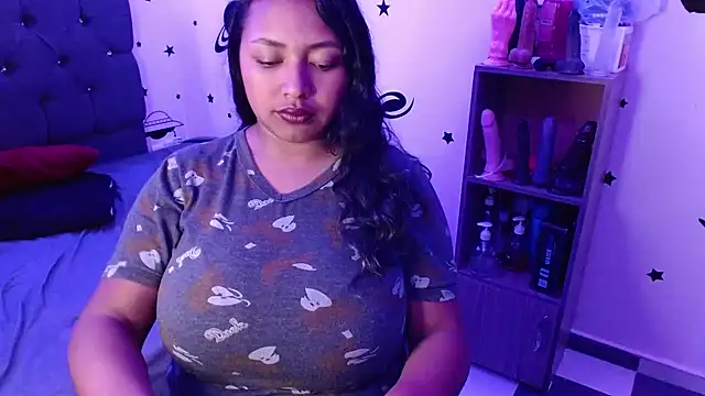Snapshot of tatiana_wd chatting on 2, 12, 2024 tatiana wd online show from 2, 12, 2024