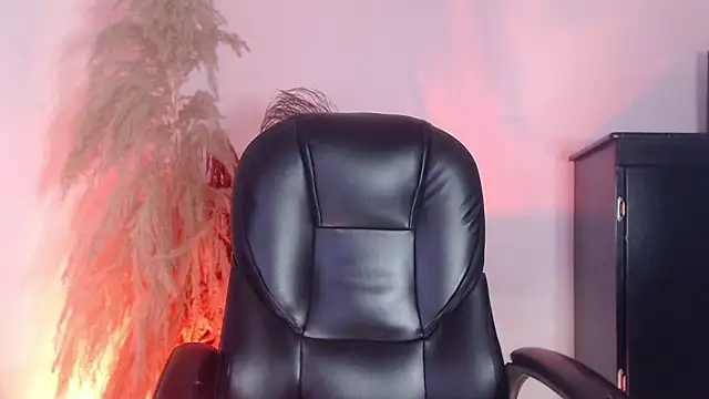 Snapshot of liz_bedoutxx chatting on 9, 1, 2026 liz bedoutxx online show from 9, 1, 2026