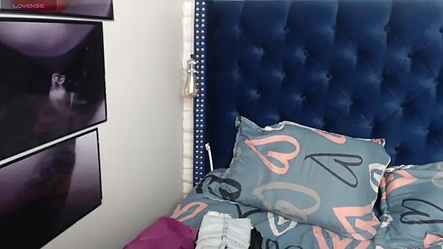 Eva-Williams online show from 24, 2, 2025