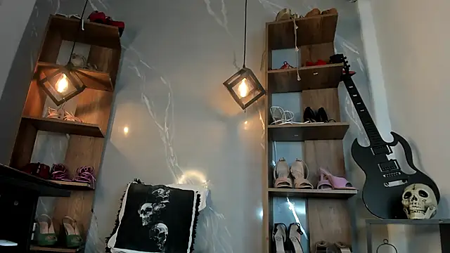 MirandaHaguen online show from 3, 3, 2025