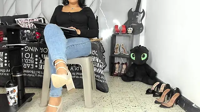 Snapshot of MirandaHaguen chatting on 29, 4, 2026 MirandaHaguen online show from 29, 4, 2026