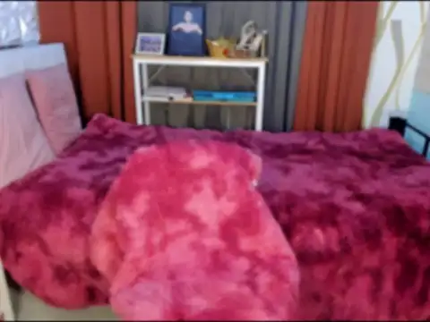 Laura yourhottestbabe123 online show from 23, 1, 2025