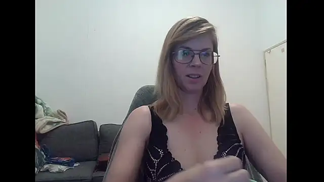 SavannaGirly online show from 10, 1, 2026